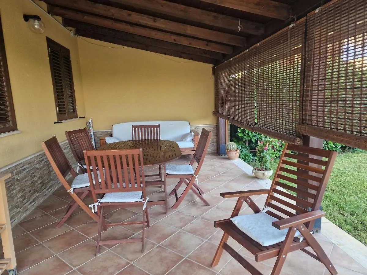 בית נופש קמפופליצ'ה די רוצ'לה La Villetta Di Leonardo, Con Piscina Privata